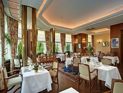 Luxembourg 3* Saloniki